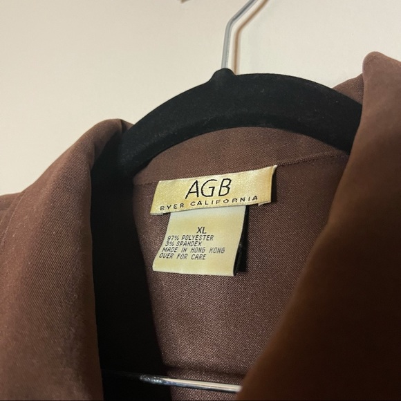 Vintage | Brown Neutral Y2K Zip Up Jacket With Shoulder Pads Size: S & M - Picture 5 of 8